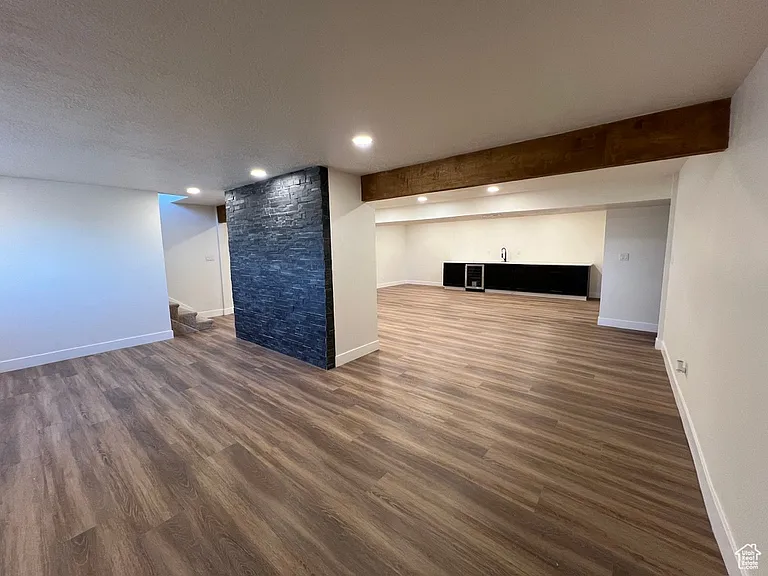 552 Chelsea Dr — Photo 14
