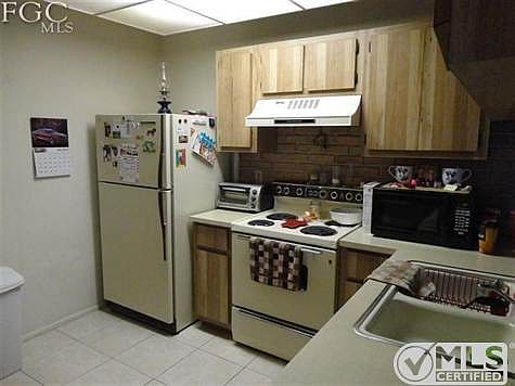 3rd image of 5674 Foxlake Dr #A