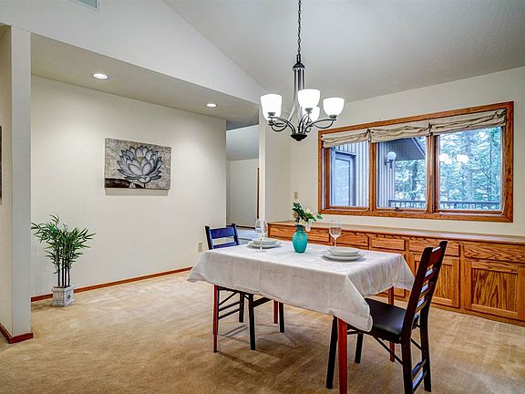 5th image of 1550 NW Emperor Dr