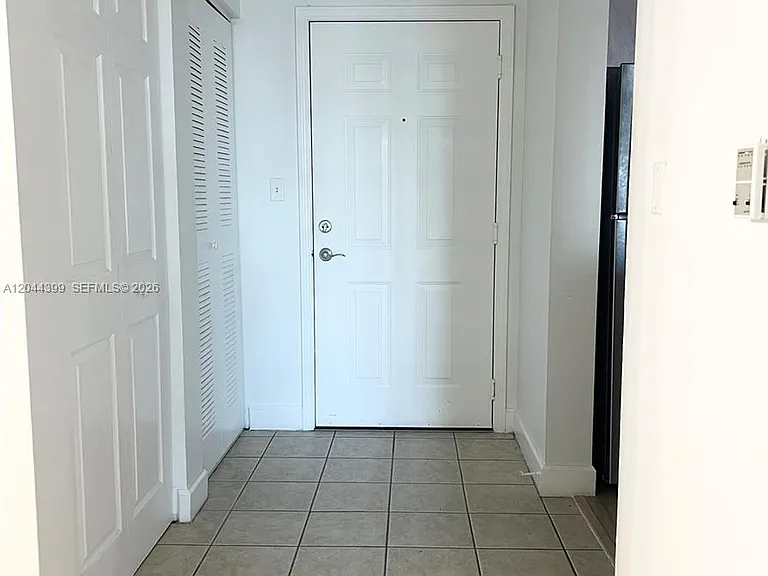 50 Menores Ave #720 — Photo 14