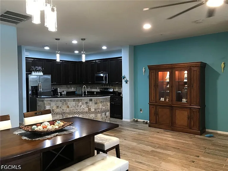 11908 Izarra Way #7002 — Photo 20