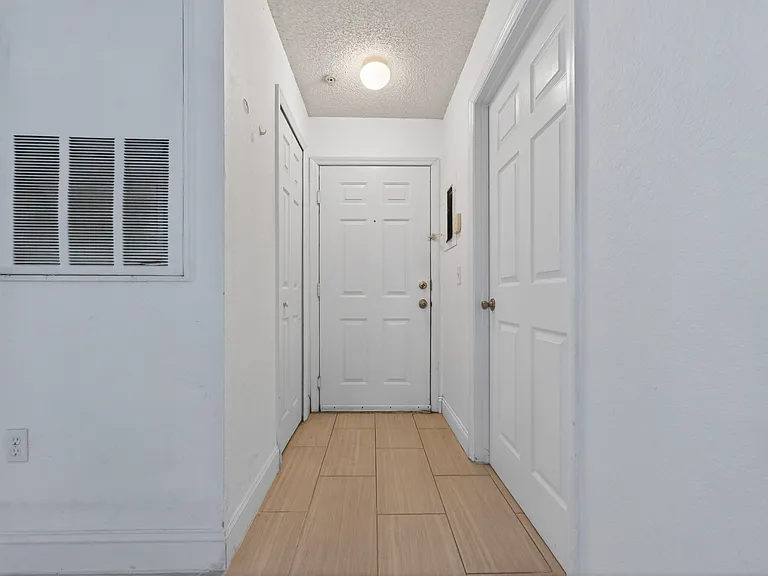 13003 Plantation Park Cir #1311 — Photo 6