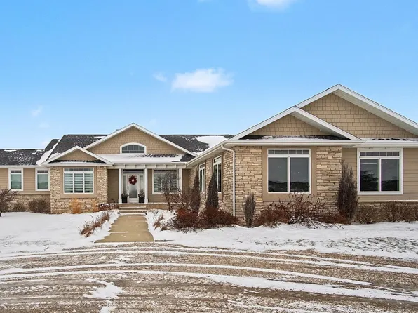 45054 233rd St, Madison, SD 57042