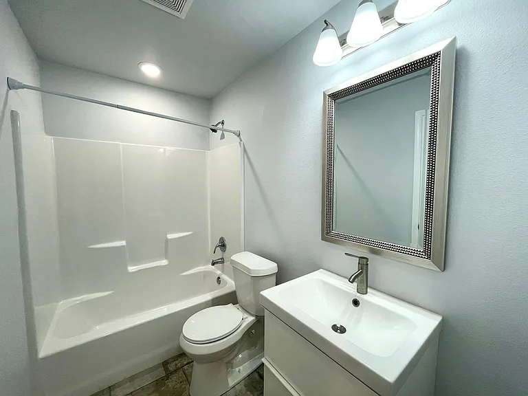8417 10th Pl — Photo 11
