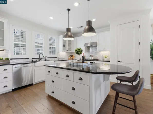 971 Bluebell Dr, Livermore, CA 94551