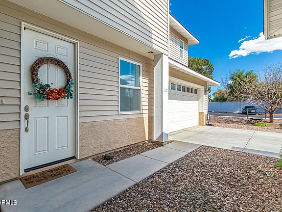 4th image of 3218 W GLENDALE Avenue #12