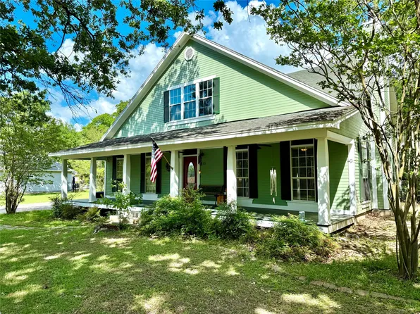 110 Buena Vista St, Gun Barrel City, TX 75156