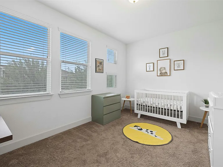 2313 Capulet St — Photo 25