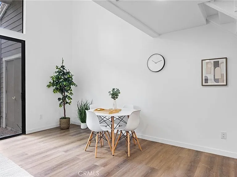 163 Pineview — Photo 13