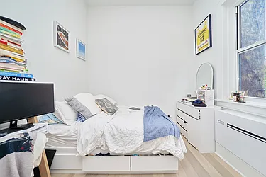 Rented by Living New York