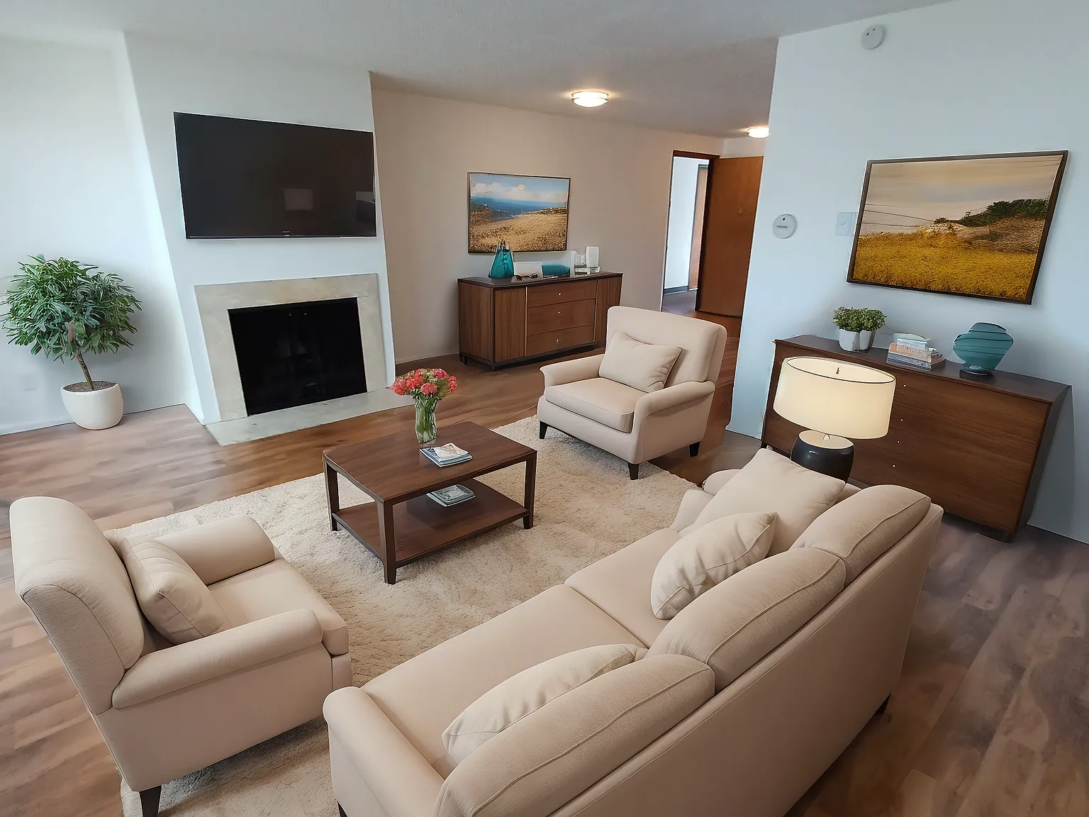 Colony Surf — Photo 1