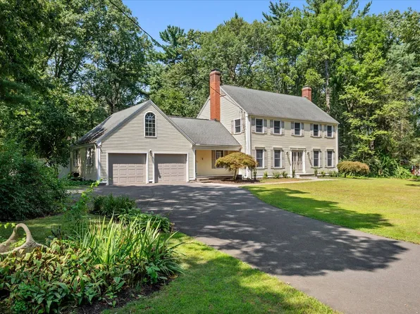 3 Musket Trail, Simsbury, CT 06070