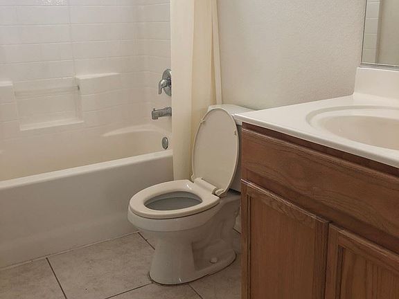 4th image of 9757 Spinnaker Creek Ave