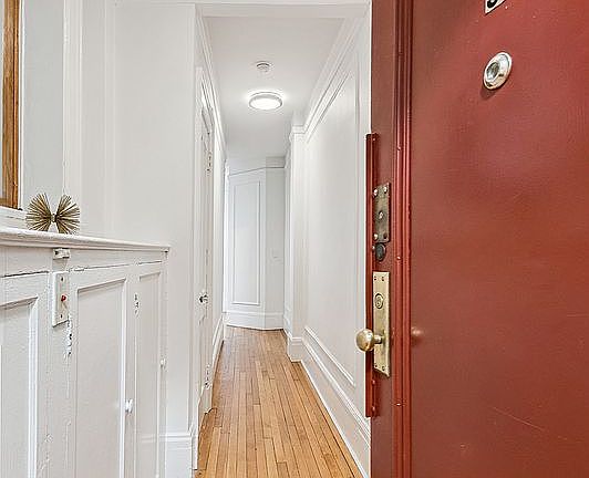 2nd image of 527 W 110th St APT 34