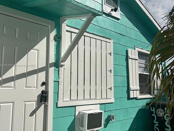 3rd image of 426 N G St