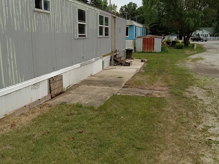 1237 Perrysville Ave #5 — Photo 2