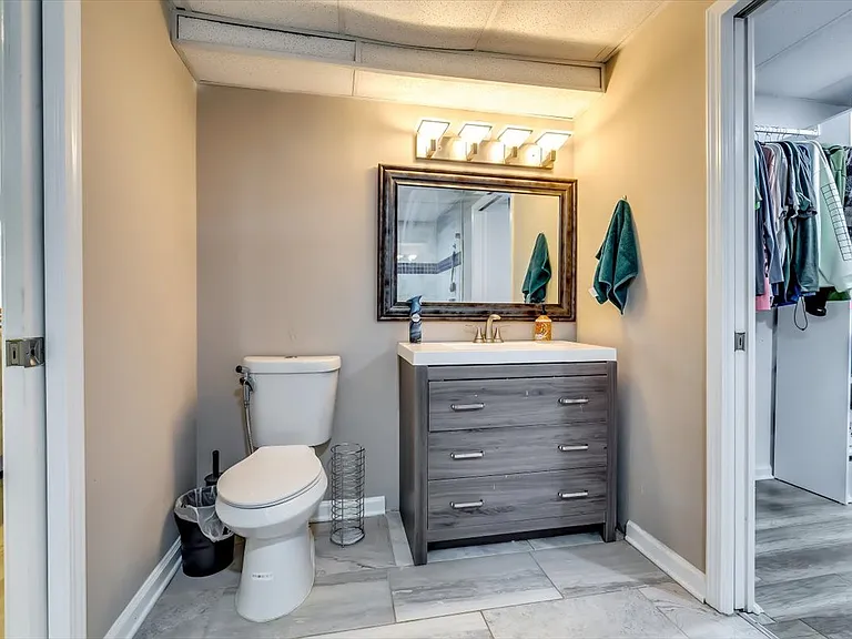 Mallard Lake Pl — Photo 19