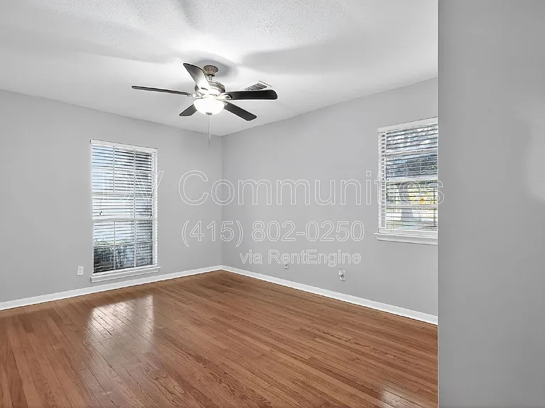 3828 Avenue N — Photo 16