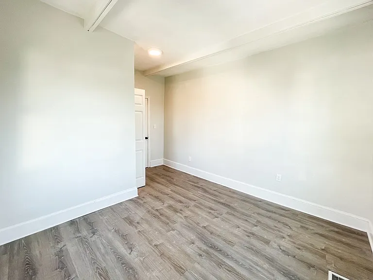 30 Woodbine St #2 — Photo 7