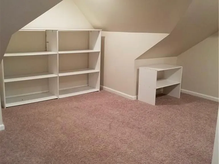 1591 Winthrope Dr — Photo 13