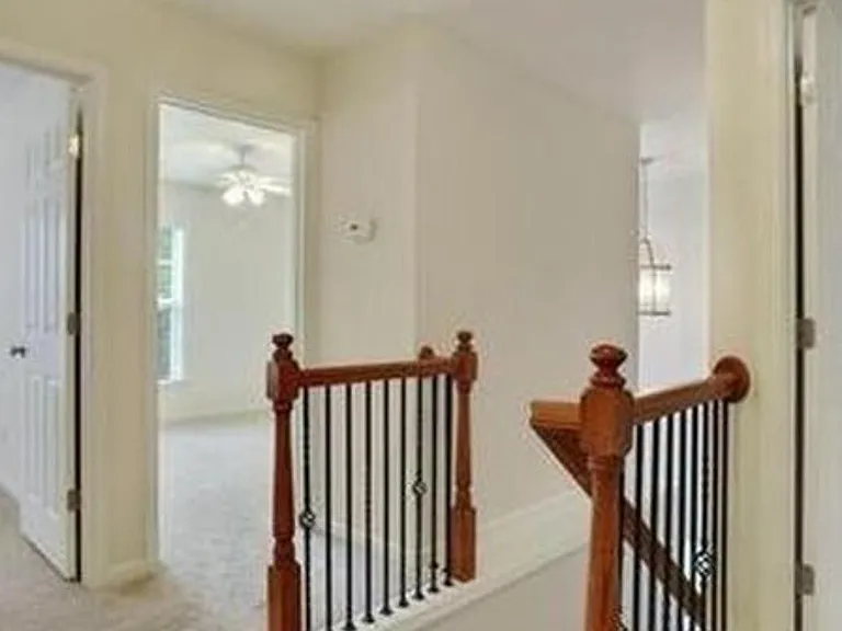 105 Finchley Dr — Photo 17