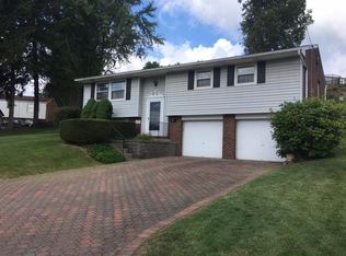 112 Opal Ct, Natrona Heights, PA 15065