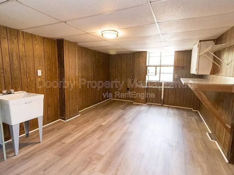 3810 Nandena Dr — Photo 25
