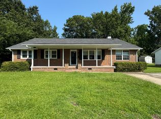 805 Gardenview Dr, Jacksonville, NC 28540