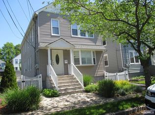 34 Myron St, Clifton, NJ 07014