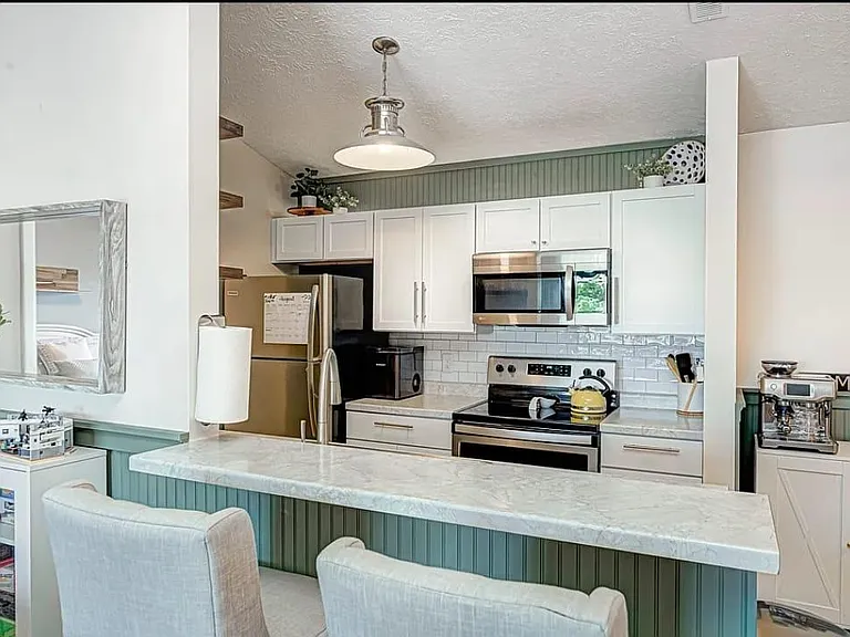 4391 Village Parkway Cir W #5 — Photo 5