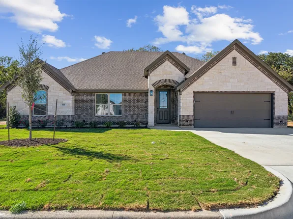 535 Calla Lily Way, Tolar, TX 76476