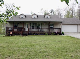 1392 Pilgrim Dr, Grimsley, TN 38565