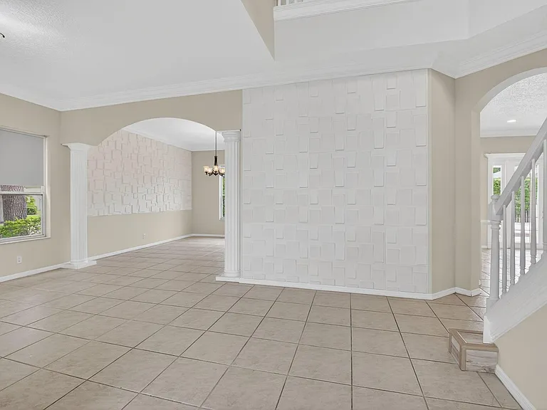 22194 Braddock Pl — Photo 8