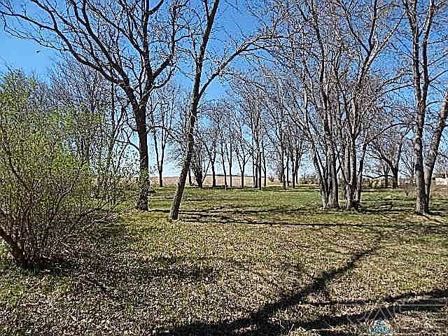 1st image of 1610 N Alguire Ave