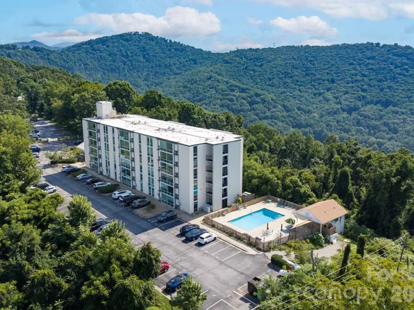 647 Town Mountain Rd APT 105, Asheville, NC 28804