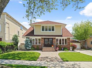16329 99th St, Howard Beach, NY 11414