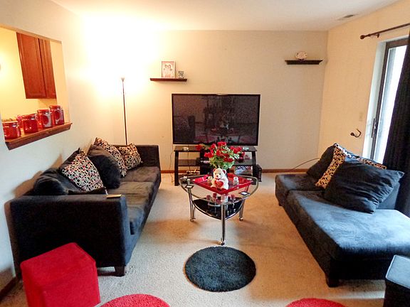 3rd image of 2230 Abbeywood Dr APT E