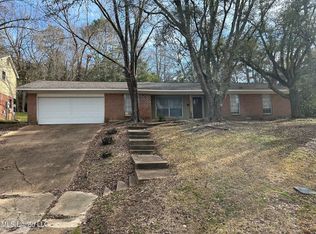 1663 Winchester St, Jackson, MS 39211
