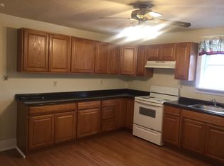 511 W 1st Ave APT B, Parkesburg, PA 19365