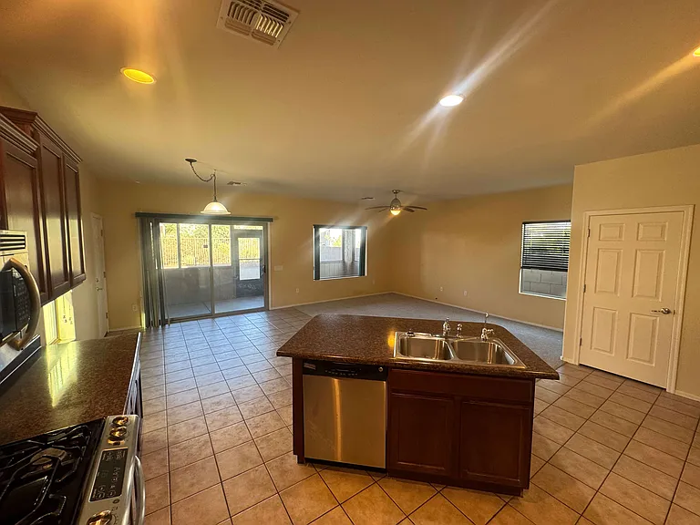 6041 S Raven Rock Rd — Photo 20