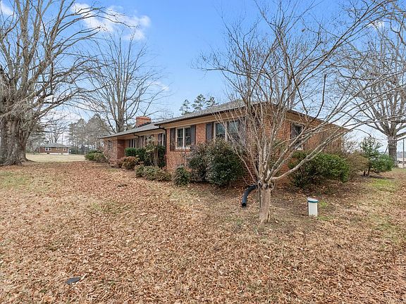 3rd image of 7092 Stage Coach Rd