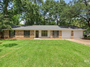 303 Briarwood Ct, Bay Minette, AL 36507