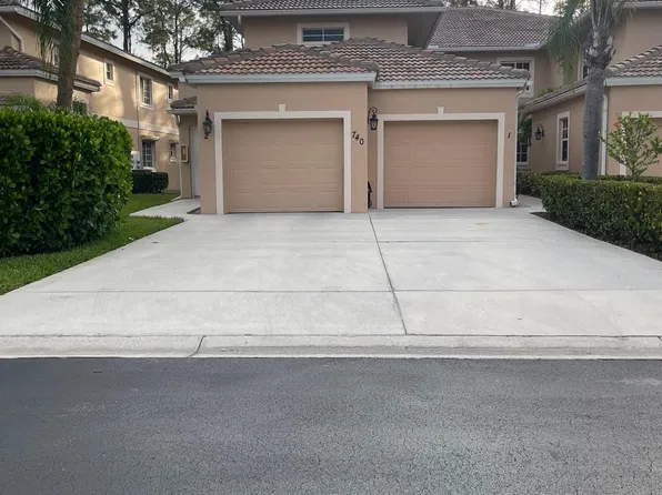 740 Lousia Ln #3, Naples, FL 34104