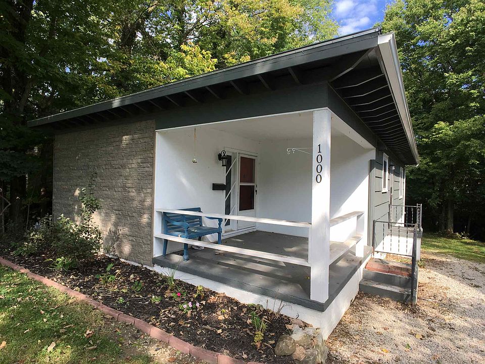 1st image of 1000 Maplewood Dr