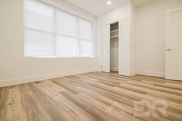 Rented by EXR | media 3