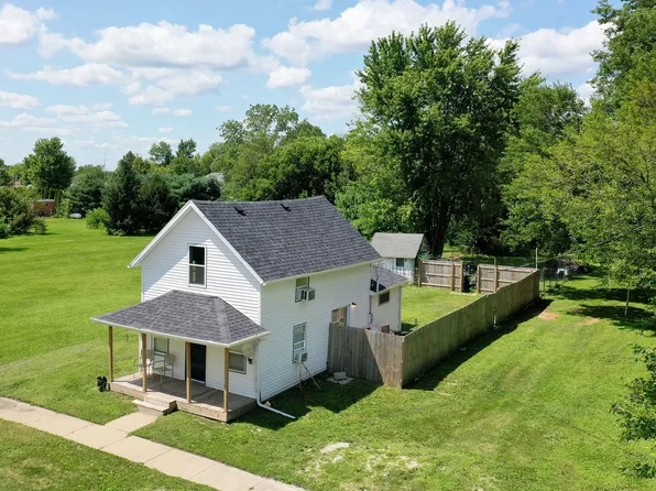 1506 E 2710n Rd, Clifton, IL 60927