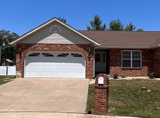 2231 Madero Dr, Shiloh, IL 62221