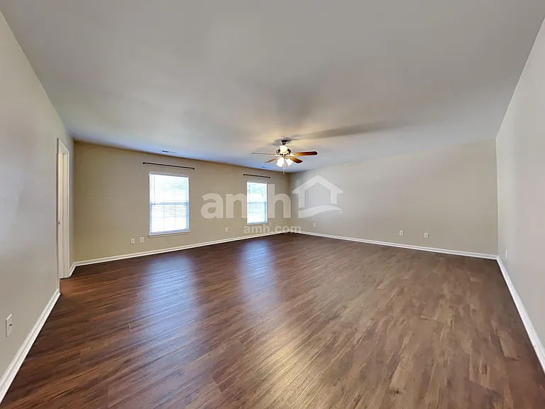 213 Pine Hall Dr — Photo 11