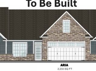 5818 Hawks Nest Cir NW, Canton, OH