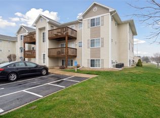 6715 Creekside Dr NE UNIT 10, Cedar Rapids, IA